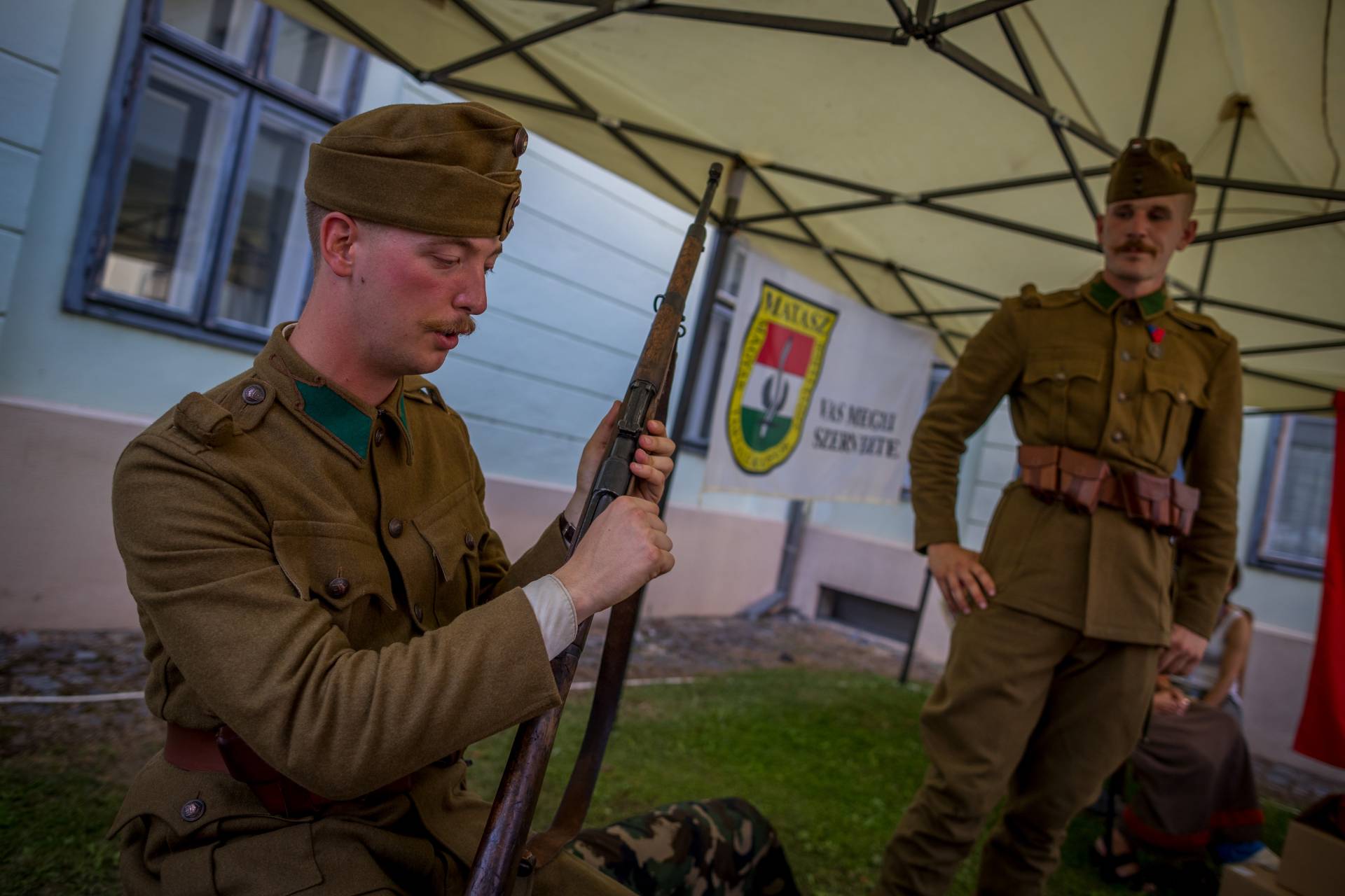 Karnevál Katonai toborzó Aréna utca 2017 fotó: Mészáros Zsolt