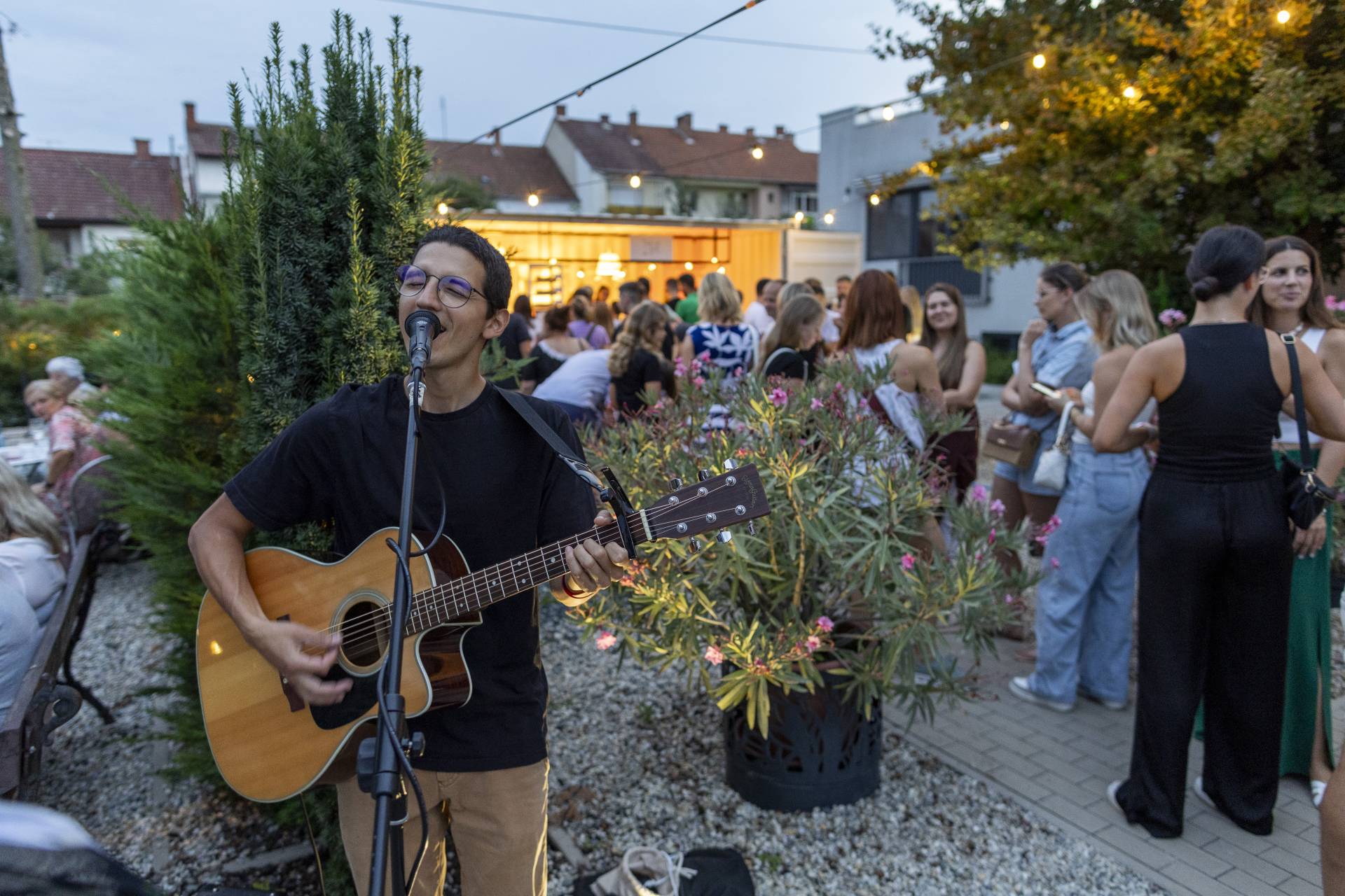 Éjszakai Fagylaltozás fotó: Mészáros Zsolt