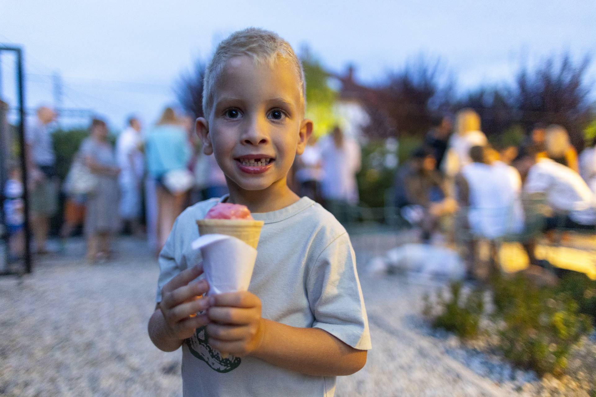 Éjszakai Fagylaltozás fotó: Mészáros Zsolt