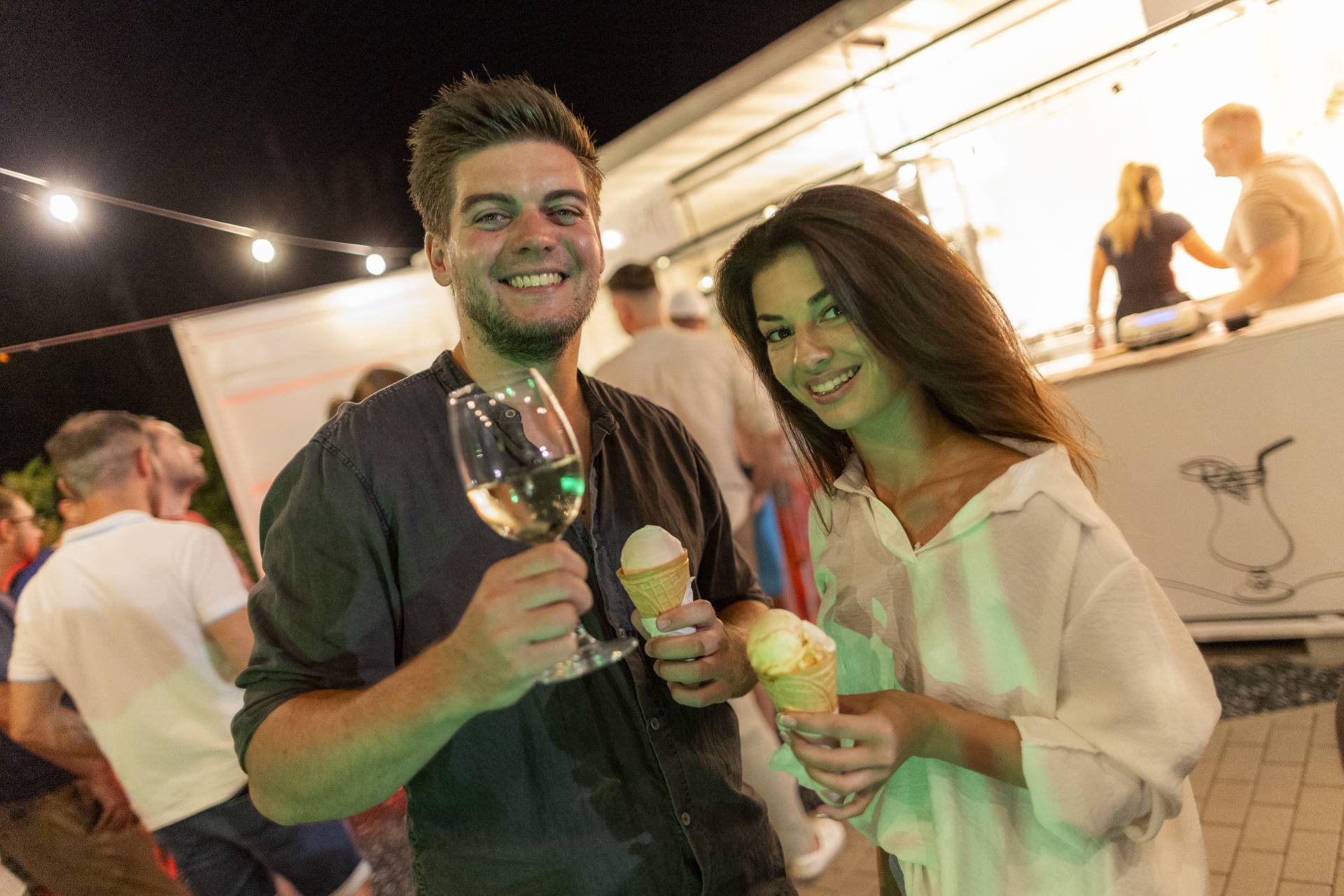 Éjszakai Fagylaltozás fotó: Mészáros Zsolt